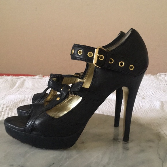 Charles David Heels Size 6 - Picture 1 of 4